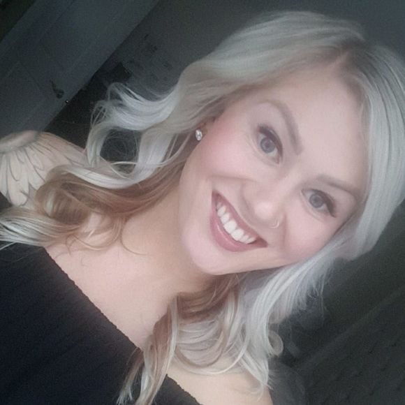 Meet your Posher, Jinet - Picture 1 of 1